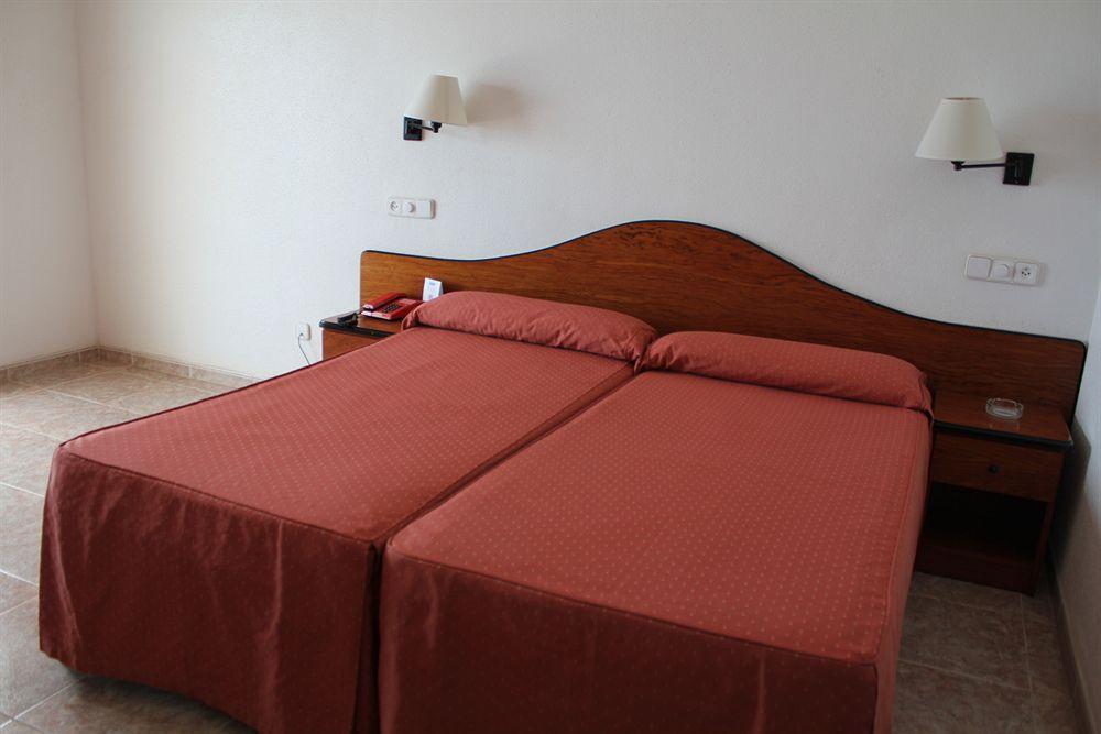 Hotel Rosa Dels Vents Сан Антони де Калоне Екстериор снимка