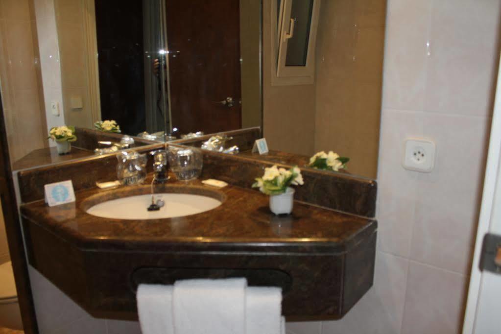 Hotel Rosa Dels Vents Сан Антони де Калоне Екстериор снимка