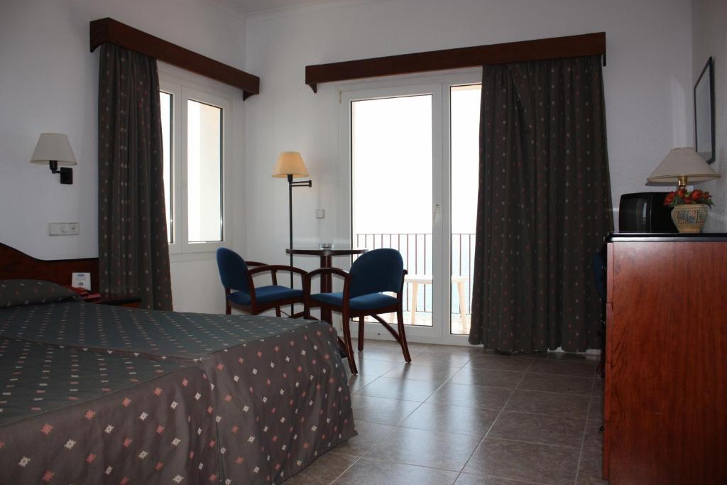 Hotel Rosa Dels Vents Сан Антони де Калоне Екстериор снимка